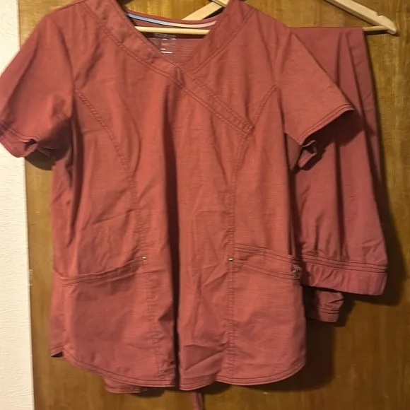 Set of Scrubstar Scrubs in Heather Clay color - Picture 1 of 6